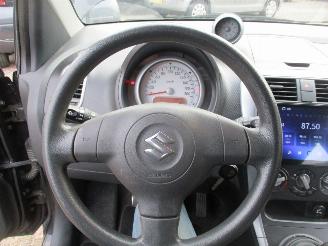 Suzuki Splash 1.0 Spirit NAP Airco picture 20