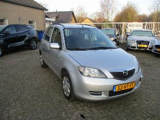 Unfallwagen Mazda 2 1.4 Exclusive Automaat NAP 2004/2