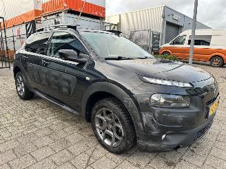 damaged passenger cars Citroën C4 cactus 1.2 PureTech Shine NAP 2016/10