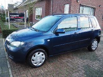 Schadeauto Mazda 2 1.4 Exclusive 2005/1