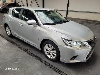 Coche accidentado Lexus Ct 200h Hybrid 1.8 73-KW Automaat 5drs 2016/7
