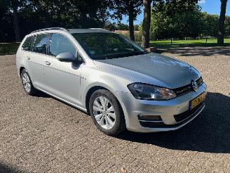 Voiture accidenté Volkswagen Golf Variant 1.0 tsi Comfortline 2016/6
