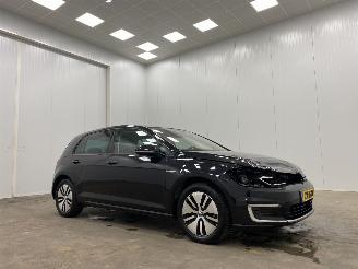 uszkodzony Volkswagen e-Golf DSG 100kw 5-drs Navi Clima