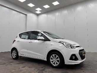 uszkodzony samochody osobowe Hyundai I-10 1.0i Go! 5-drs Navi Airco 2014/6