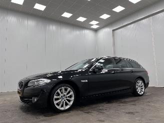 BMW 5-serie Touring 520d Autom. High Executive Navi Clima picture 4