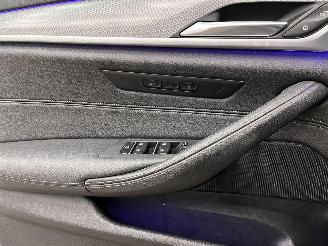 BMW 5-serie Touring 520i Autom. M-Sport Panoramadak Navi Clima picture 15