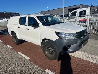 danneggiata veicoli commerciali Toyota Hilux 2.4 D-4D 110KW DOUBLE CAB.  AIRCO KLIMA EURO6 4WD 2017/11