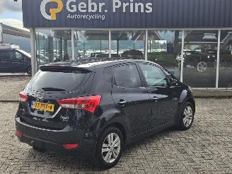 Coche accidentado Hyundai Ix20 1.6i 16V SUV  Benzine 1.591cc 92kW (125pk) FWD 2011/3