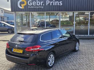 Schadeauto Peugeot 308 1.6 BlueHDi 120 Combi/o 4Dr Diesel 1.560cc 88kW (120pk) FWD 2015/9