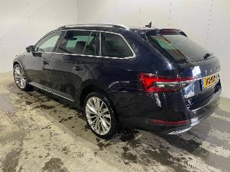 skadebil auto Skoda Superb 1.4 TSI iV 16V AUT Combi/o  Elektrisch Benzine 1.395cc 160kW (218pk) FWD 2020/3