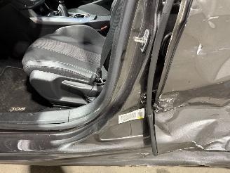 Peugeot 308 1.2PureTech 96kW Blue Lease Premium picture 23