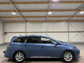Coche accidentado Toyota Auris Touring Sports 1.8Hybrid 73kW Executive Panoramadak 2017/9