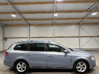 Coche accidentado Volkswagen Passat 1.6TDI 77kW Executive Edition 2013/12