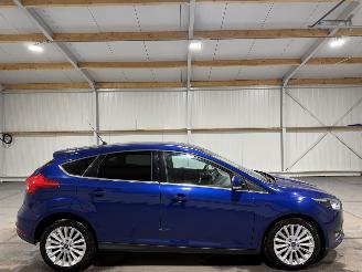 Schadeauto Ford Focus 1.0 74kW Titanium 2016/10