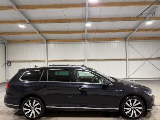 Unfallwagen Volkswagen Passat GTE 1.4TSI 115kW HighLine Leder Panoramadak 2015/12