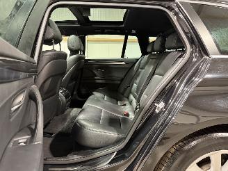 BMW 5-serie 520i 135kW Automaat High Executive picture 35