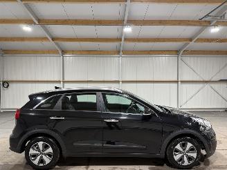 Schadeauto Kia Niro 1.6GDI Hybrid 77kW Automaat First Edition 2016/11