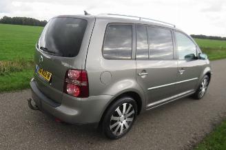 Volkswagen Touran 14 TSi 170pk Automaat   Highline Busines 226.000km [ splinter nieuwe Distrubitie picture 2