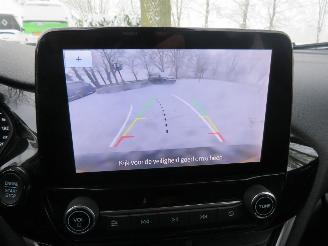 Ford Fiesta 1.0 130pk Hybride 21.000km Benzine/ Elektrisch Camera Navigatie Stoelverwarmd en stuur picture 3