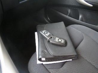 BMW 1-serie 118 Diesel 143pk 6 Bak Navigatie Airco 2014  [ Model 2015  [parelmoer picture 5