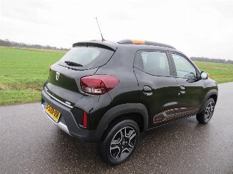 krockskadad bil auto Dacia Spring Comfort plus 5drs Automaat  Elektrische 21.000km nap Camera Leer Navigaie 2023 nieuwstaat 2023/5