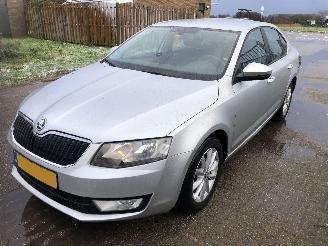 škoda osobní automobily Skoda Octavia Octavia 1.6 TDI Ambition Businessline 2013/6
