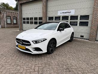 Damaged car Mercedes A-klasse 180 Business AMG Automaat Pano NAP 2020/1