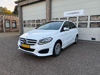 Auto incidentate Mercedes B-klasse 220d Ambition Automaat Navi 120216 Km NAP ! 2020/1
