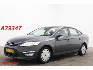 schade Ford Mondeo 1.6 TDCi ECOnetic Trend Navi Clima Cruise SHZ PDC AHK