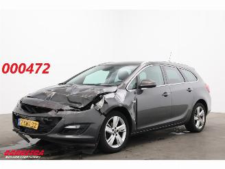 damaged Opel Astra Sports Tourer 1.4 Turbo Edition Airco Cruise AHK
