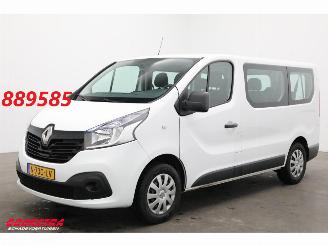 krockskadad bil bedrijf Renault Trafic Passenger 1.6 dCi Expression 9-Pers. Airco 2018/5