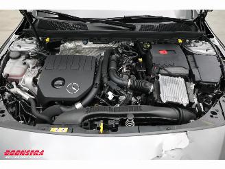 Mercedes Cla-klasse 180 Shooting Brake Star Ed. 7G-T AMG LED ACC Camera SHZ 6.727 km! picture 10