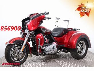 Schade motor Harley-Davidson  FLHTCUTG Tri Glide Trike 2012/1