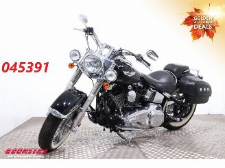 dommages motocyclettes  Harley-Davidson  FLSTN Softail DeLuxe 8.752 Mijl! 2010/1