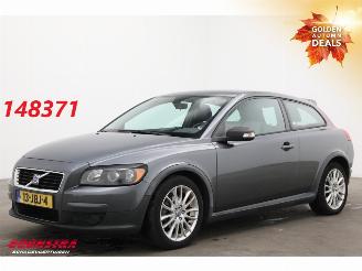 uszkodzony samochody osobowe Volvo C-30 1.8 Sport Clima Cruise 18"LMV 2009/4