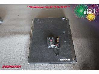 Scania R R500 6X2 Retarder VDL Haakarm Standclima Leder Navi Camera picture 29