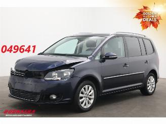 Unfallwagen Volkswagen Touran 1.2 TSI Highline 1e Eig!! Navi Clima Cruise PDC 39.189 km!! 2014/1