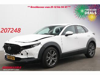 krockskadad bil auto Mazda CX-30 2.0 e-SkyActiv-G M Hybrid Comfort Leder ACC Memory LRHZ Camera 2021/2
