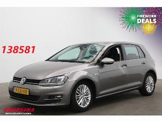Schadeauto Volkswagen Golf 1.4 TSI CUP Edition Xenon Navi Cruise Clima PDC 2015/1