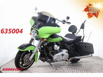 dommages motocyclettes  Harley-Davidson  FLHX Street Glide LED RC Exhaust 2013/12
