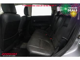 Mitsubishi Outlander 2.0 PHEV Instyle Schuifdak Leder Navi Clima Cruise Camera SHZ AHK picture 17