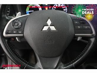 Mitsubishi Outlander 2.0 PHEV Instyle Schuifdak Leder Navi Clima Cruise Camera SHZ AHK picture 20