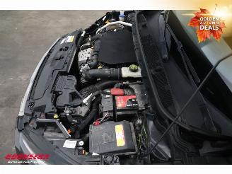Peugeot 308 1.2 e-THP Allure Pano LED Navi Clima Cruise Camera PDC AHK picture 10