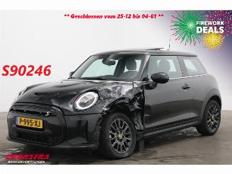 Avarii autoturisme Mini Mini Cooper SE 33 kWh Schuifdak LED Leder Cruise Camera SHZ 2022/6