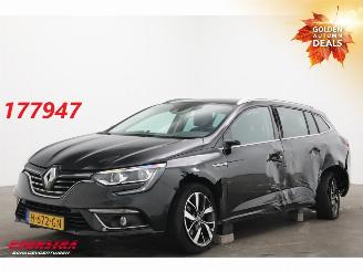 Vaurioauto  passenger cars Renault Mégane 1.3 TCe Bose Navi Clima Cruise Camera SHZ PDC AHK 2020/2