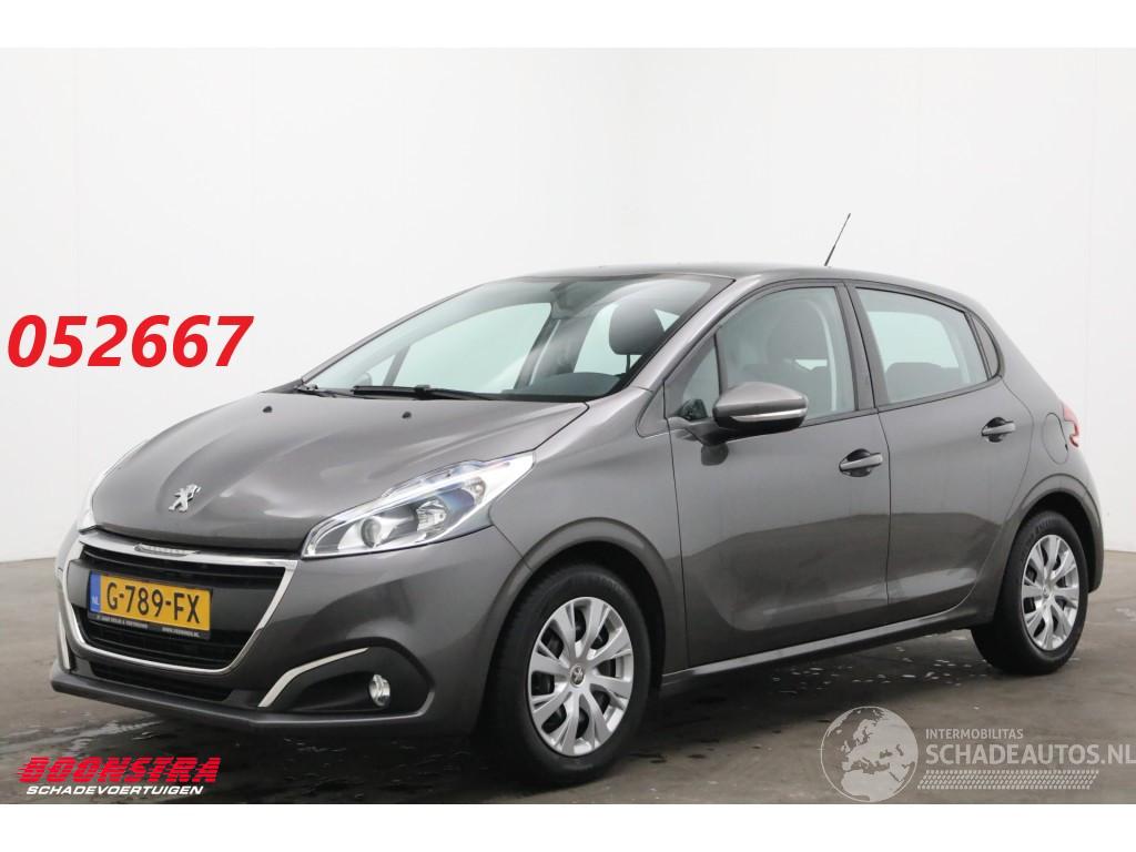 Peugeot 208 1.2 PureT. Signature Navi Camera Carplay Airco Cruise