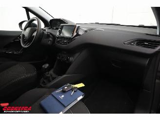 Peugeot 208 1.2 PureT. Signature Navi Camera Carplay Airco Cruise picture 11