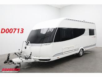 skadebil caravan Hobby  495 UL Premium Mover Rondzit Single Beds Middenkeuken 2014/6
