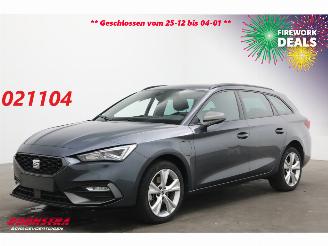 Voiture accidenté Seat Leon Sportstourer 1.4 TSI eHybrid PHEV FR-Line LED ACC Memory Virtual LRHZ AHK 2022/12