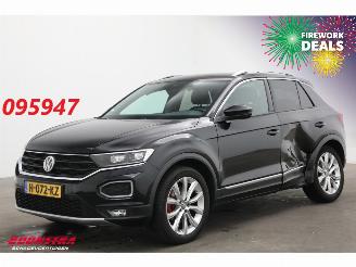 Schadeauto Volkswagen T-Roc 1.5 TSI DSG Sport LED ACC Navi Clima Camera SHZ PDC AHK 2020/3